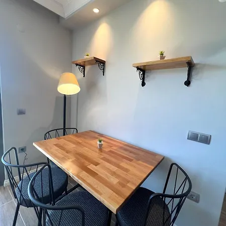 Elegant 2-br Upper Floor Near Sarimsakli Beach-5 아파트